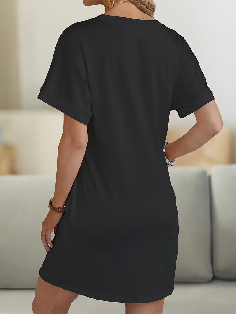 Milia™ - Casual Dress with Graphic Hearts – Cool Elegance & Absolute Comfort