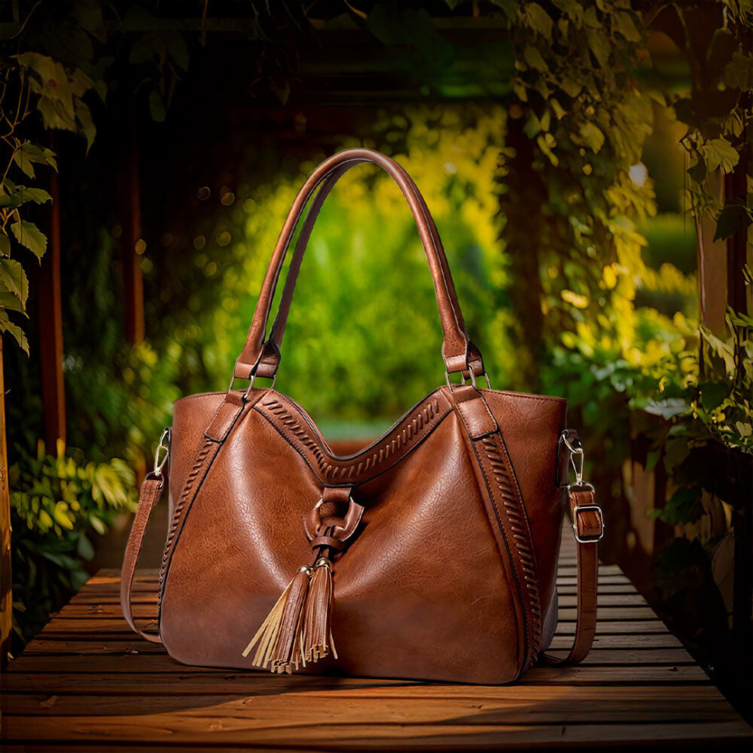 Lydia - Elegant and Timeless Crossbody Bag