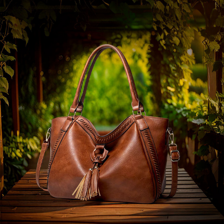 Lydia - Elegant and Timeless Crossbody Bag