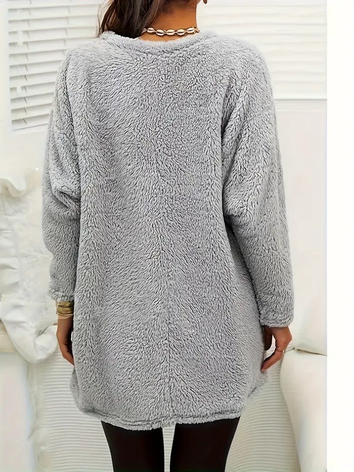 Patrice™ - Fleece Sweatshirt with Colorful Hearts and Pockets