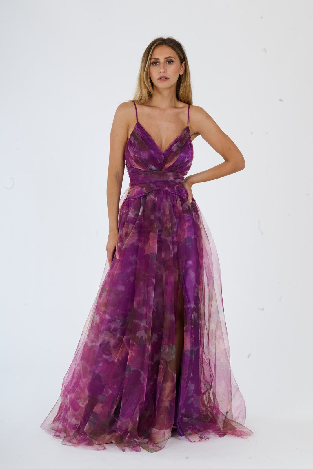 “Loreda” Dress – V-Neck Multicolor Tulle