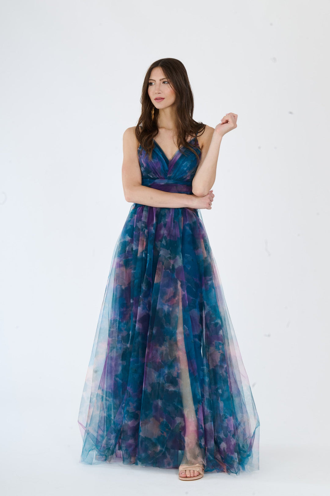 “Loreda” Dress – V-Neck Multicolor Tulle