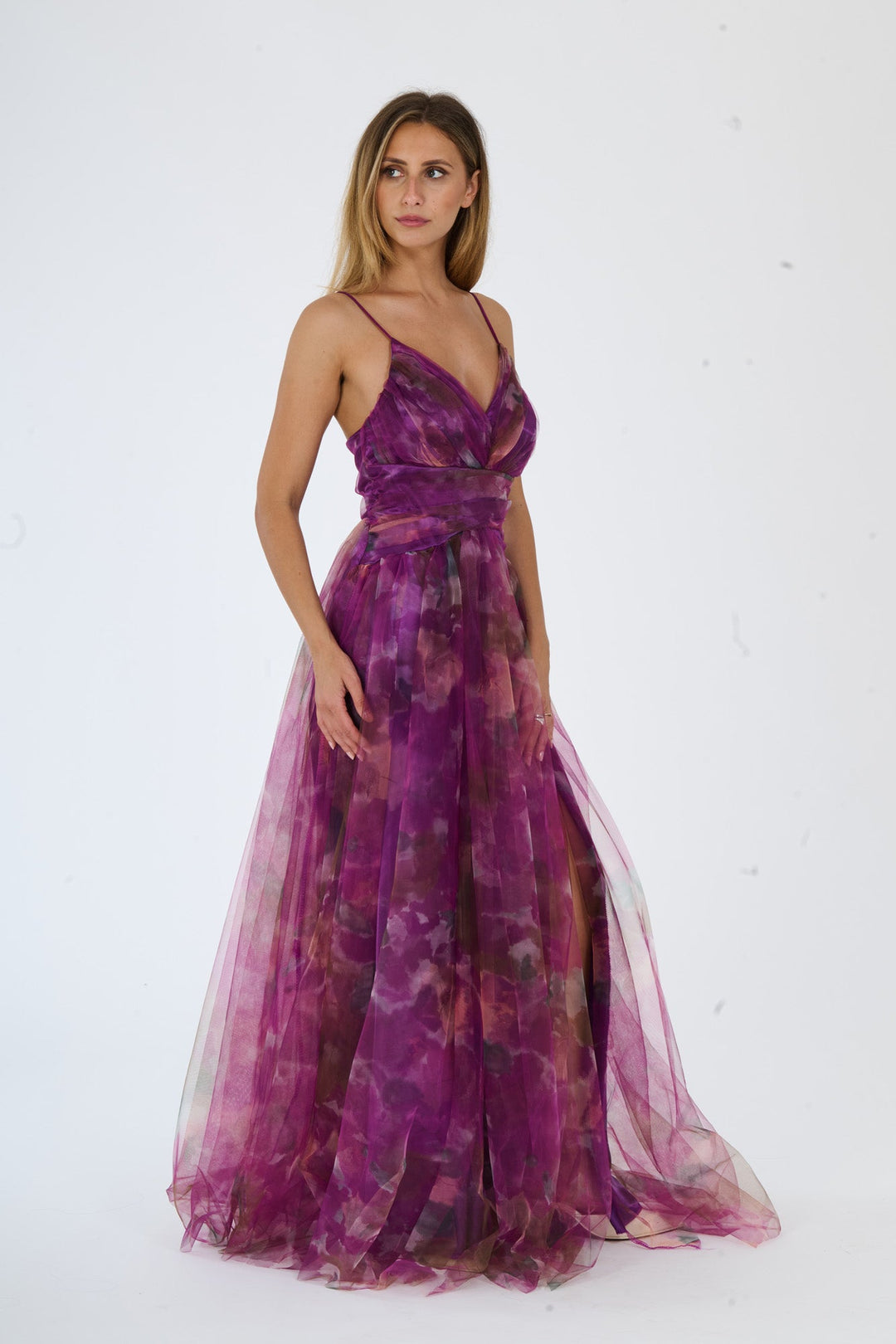 “Loreda” Dress – V-Neck Multicolor Tulle