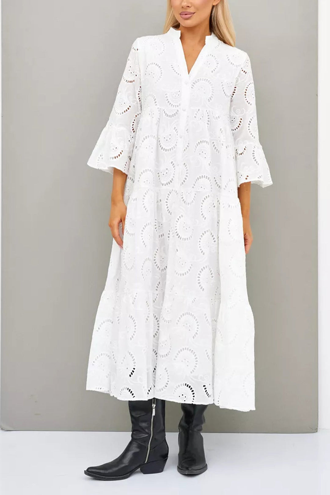 Noa™ - Cotton Dress with Embroidered Sleeves and V-Neck