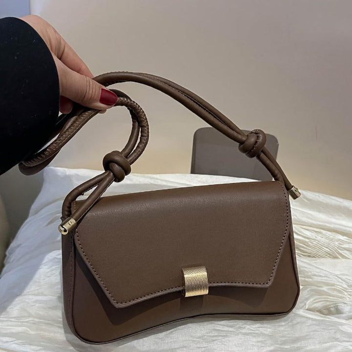 Daphne - Vintage Charm Crossbody Bag