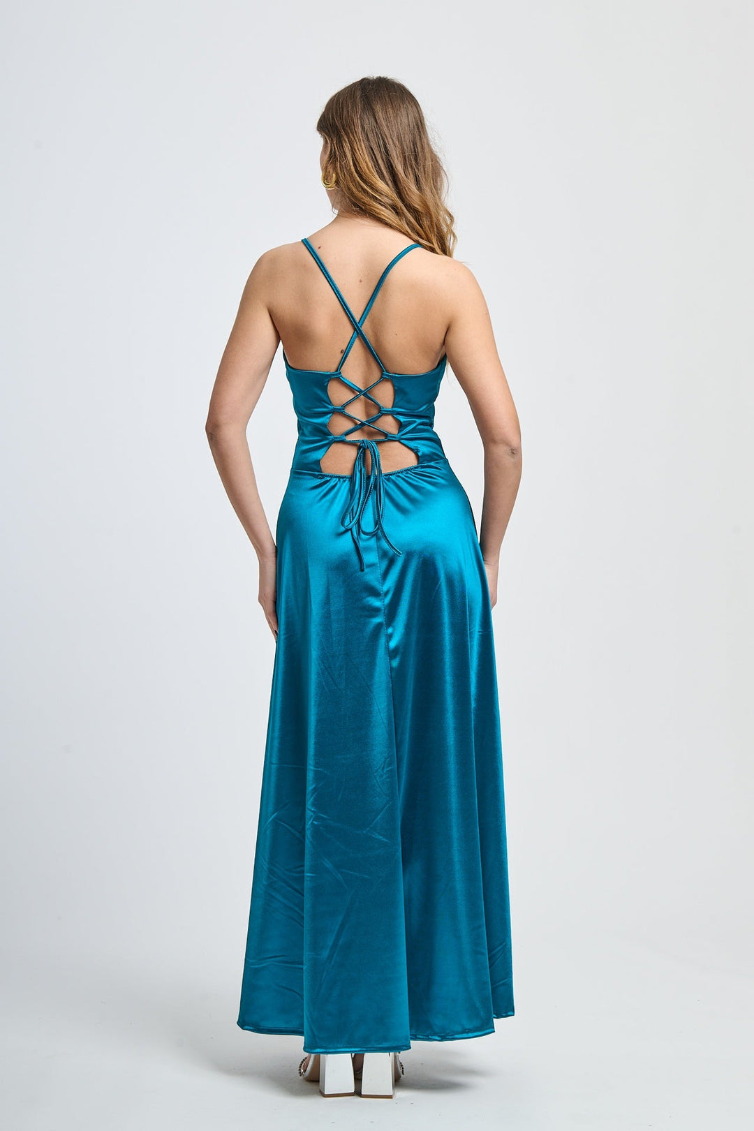 Long satin dress with open back Eva
