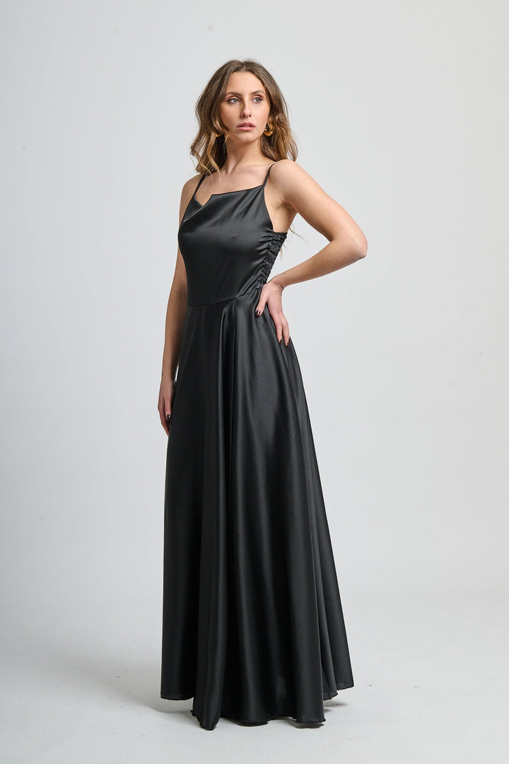 Elegant Long Dress with Side Slit Maria