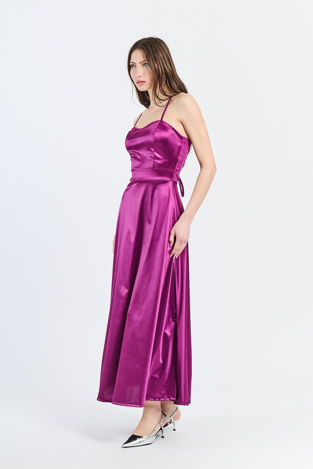 Long satin dress with open back Eva