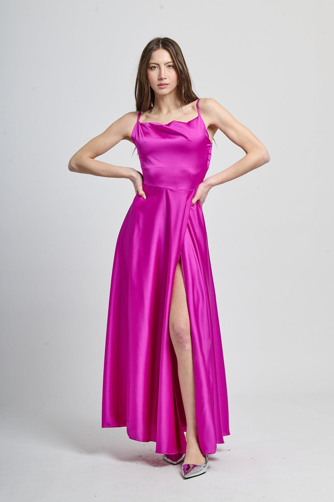 Elegant Long Dress with Side Slit Maria