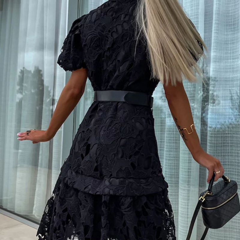 Layla™ - Retro Lace Dress with Short Sleeves and Cutouts for Women